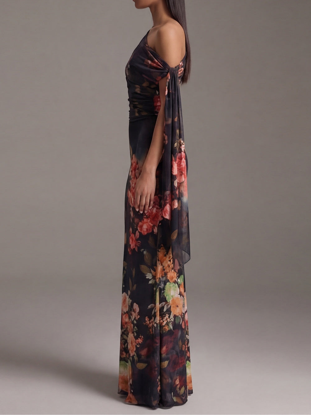 Wells & Monroe Charleston One-Shoulder Chiffon Maxi Jurk Bloemenprint Geplooid