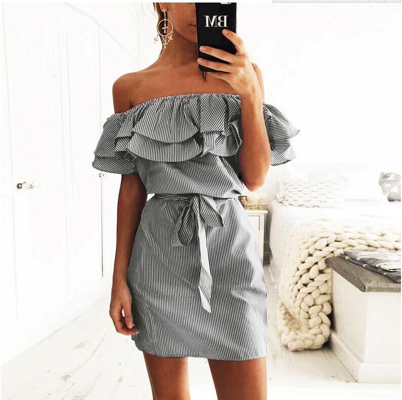 Europese Stijl Gestreepte Off-Shoulder Mini-Jurk met Ruches
