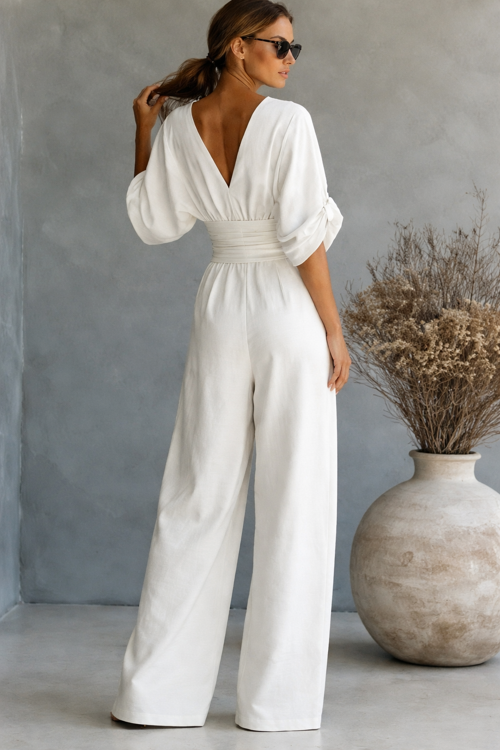 Risel Jumpsuit met Crossover V-hals en Wijde Pijpen