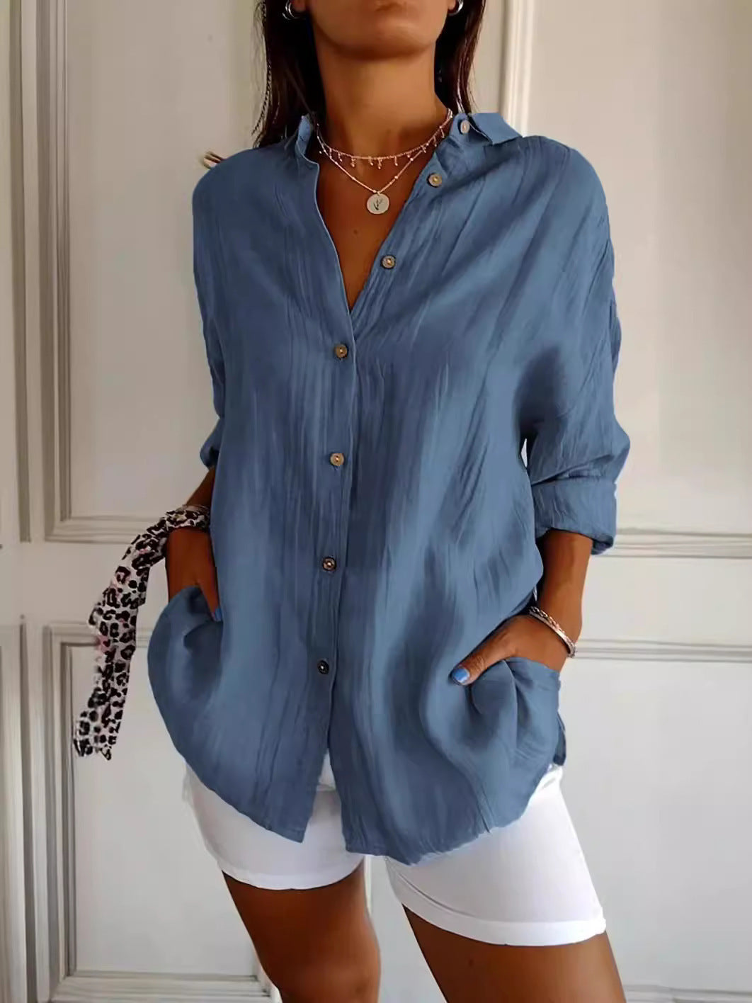 Geplooide Blouse met Revers en Knopen Lange Mouw Losse Pasvorm