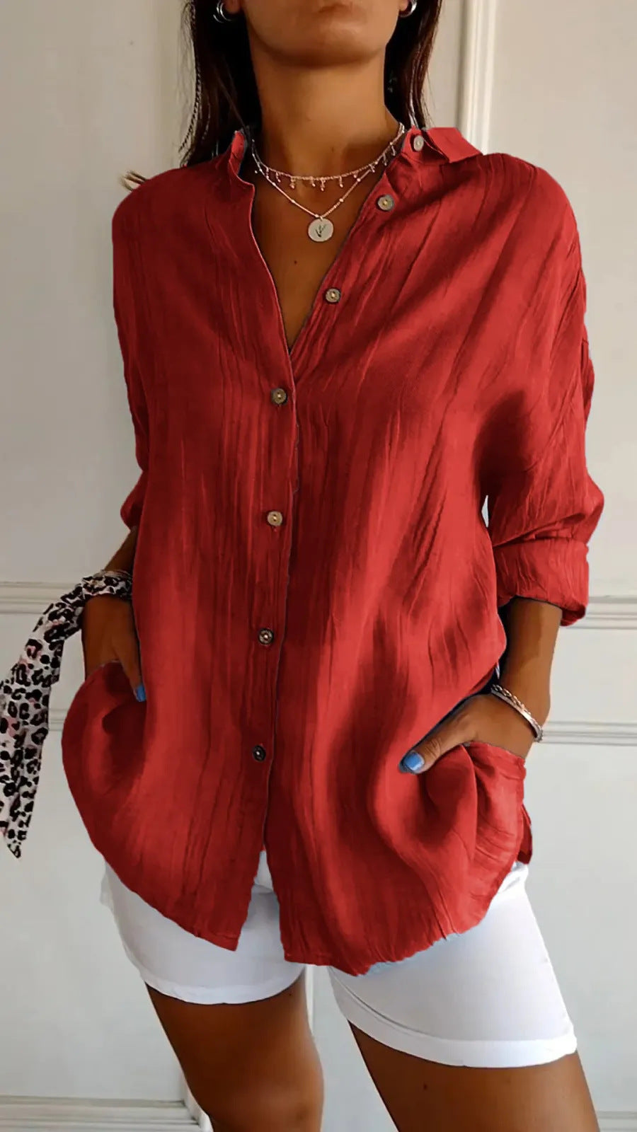 Geplooide Blouse met Revers en Knopen Lange Mouw Losse Pasvorm