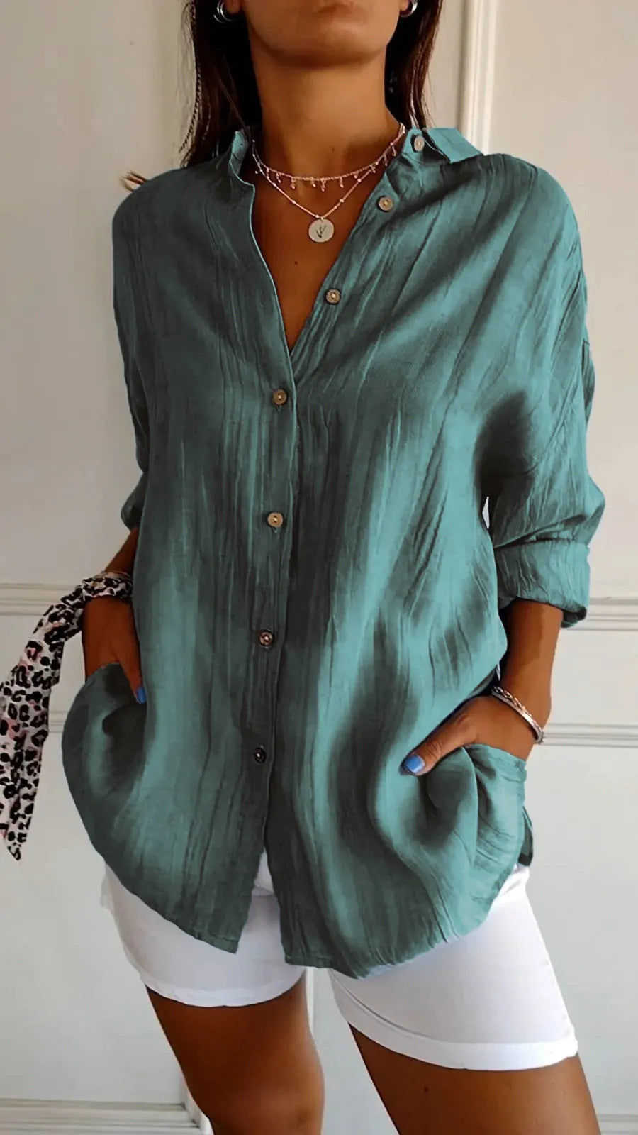 Geplooide Blouse met Revers en Knopen Lange Mouw Losse Pasvorm