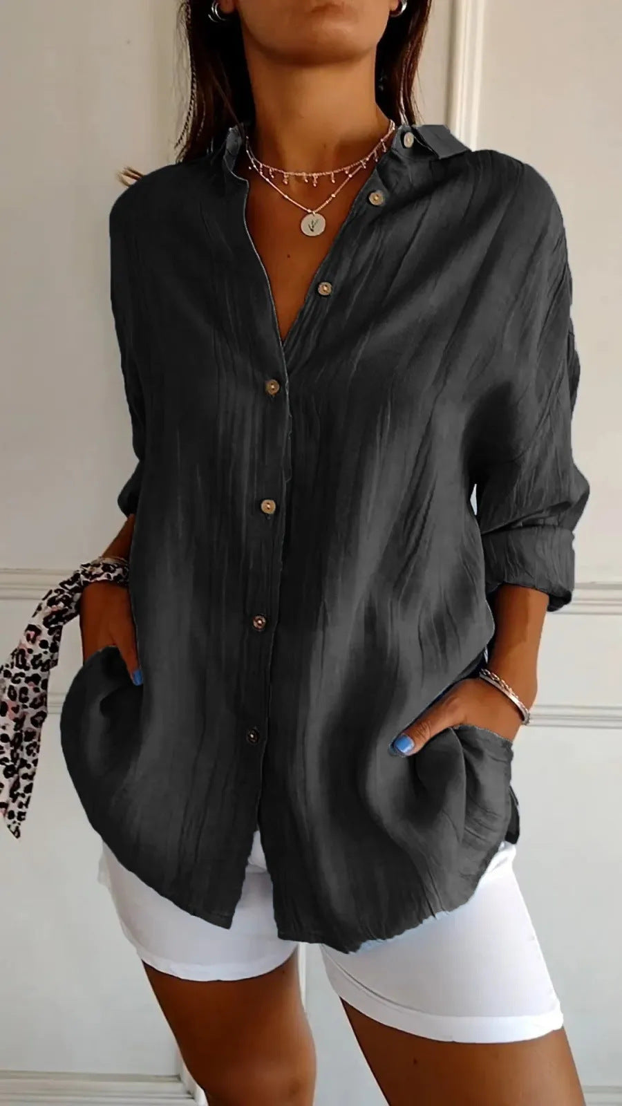 Geplooide Blouse met Revers en Knopen Lange Mouw Losse Pasvorm