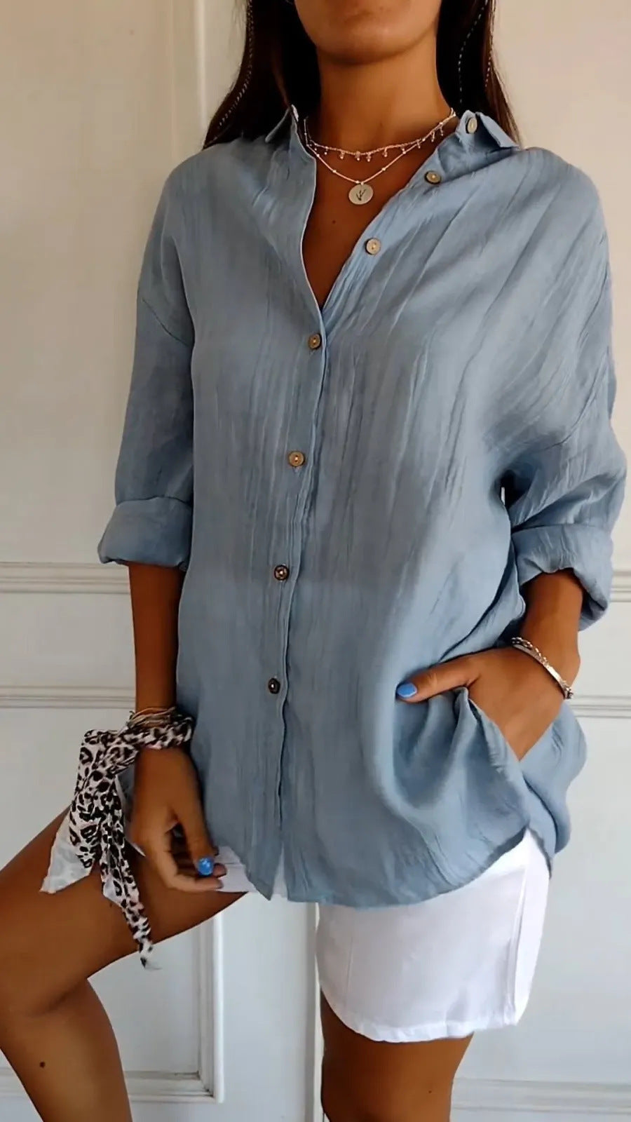 Geplooide Blouse met Revers en Knopen Lange Mouw Losse Pasvorm
