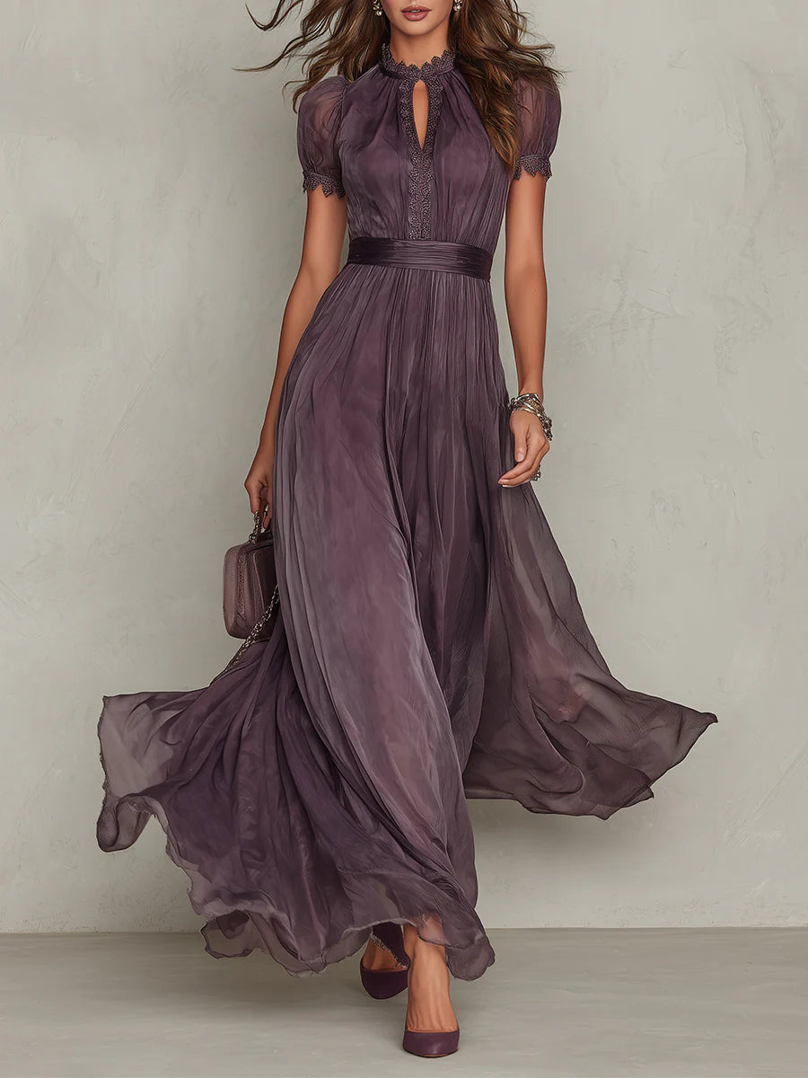 Wells & Monroe Charleston Maxi Jurk met Keyhole Halslijn en Kant