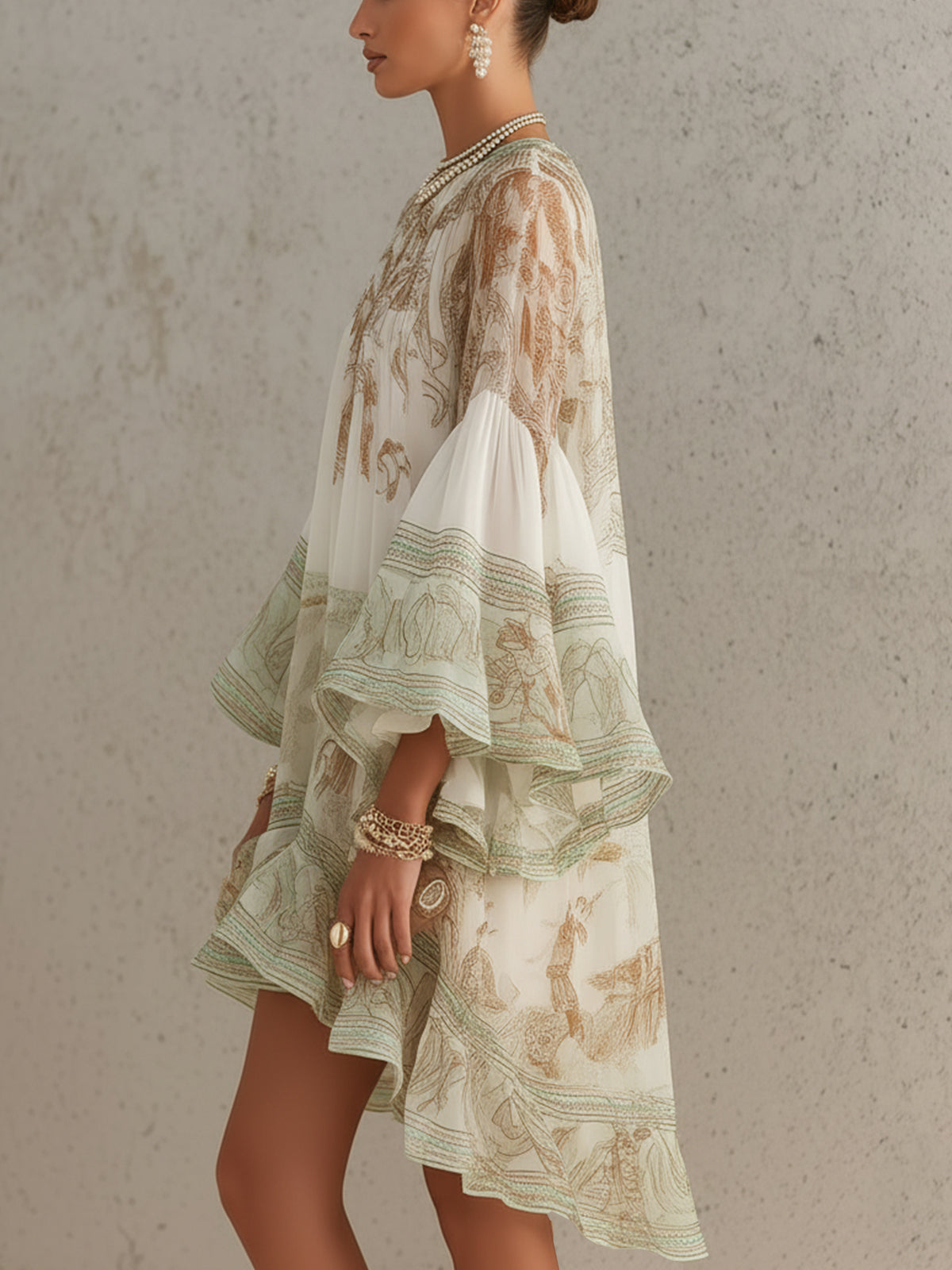 Wells & Monroe Charleston Groene Mini Jurk met Print en Flounce Mouwen