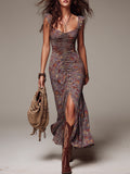 Wells & Monroe Charleston Grijspaarse Geplooide Bloemen Maxi Jurk met Split